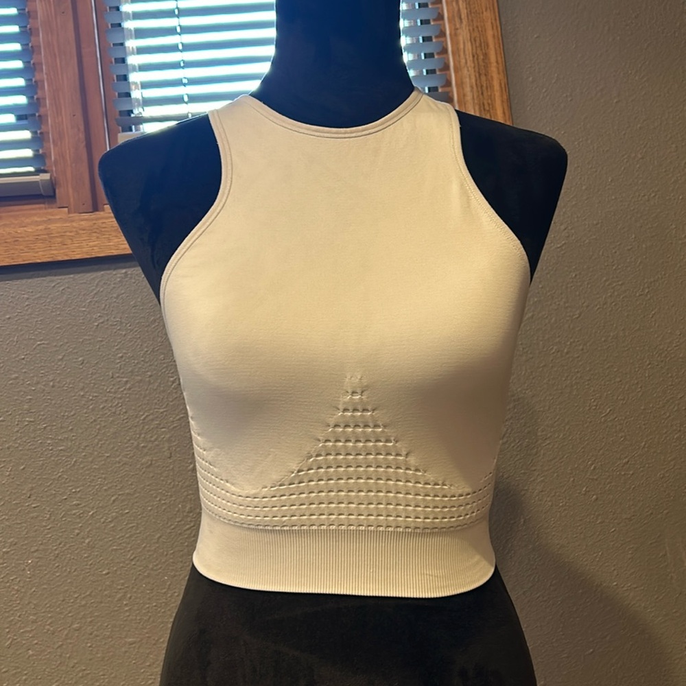 Sweaty Betty Stamina Crop Top Size M